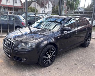 Audi A3 1.6 FSI Sportback  EINPARKHILFE/SITZHEIZ./TEMP. - foto 10