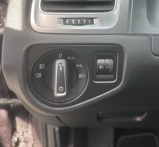Volkswagen Golf VII 1.2 TSI Lounge  AUTOMATIK/CARPLAY/SITZH. - bilder 7