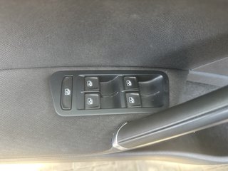 Volkswagen Golf VII 1.2 TSI Lounge  AUTOMATIK/CARPLAY/SITZH. - bilder 9
