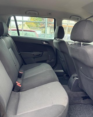 Opel Astra H 1.8 Caravan Edition  EINPARKHILFE/TÜV NEU - bilder 19