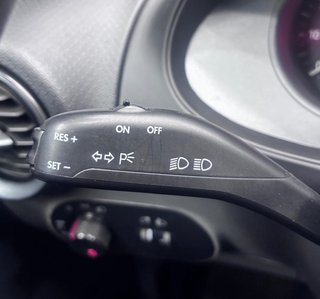 SEAT Ibiza 1.2 12V  TEMPOMAT/KLIMAAUTOMATIK/TÜV 10/2026 - bilder 2