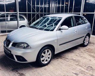 SEAT Ibiza 1.2 12V  TEMPOMAT/KLIMAAUTOMATIK/TÜV 10/2026 - bilder 14