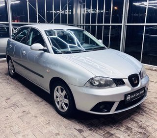 SEAT Ibiza 1.2 12V  TEMPOMAT/KLIMAAUTOMATIK/TÜV 10/2026 - bilder 9