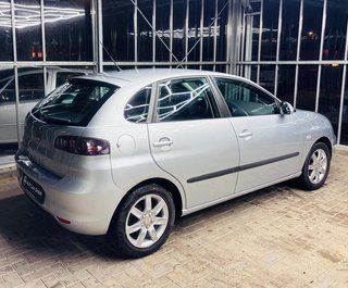 SEAT Ibiza 1.2 12V  TEMPOMAT/KLIMAAUTOMATIK/TÜV 10/2026 - bilder 12