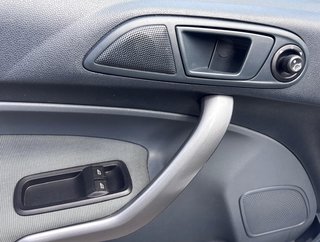 Ford Fiesta 1.25 Trend Edition  TÜV NEU/FINANZIER./KLIMA - photo 15