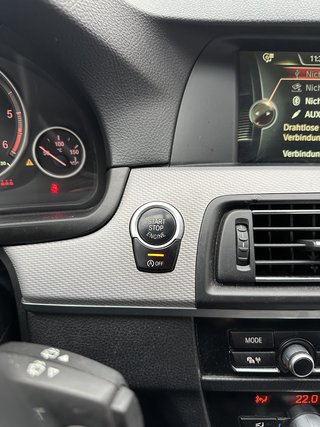 BMW 525 d xDrive  M-PAKET BI-XENON NAVI PARKHILFE - foto 23