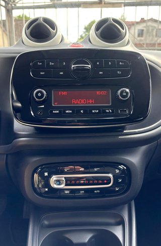 smart forfour 1.0 Basis  EINPARKHILFE/TÜV NEU - bilder 5