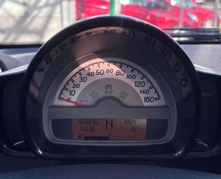 smart fortwo coupe 1.0 MHD  PANORAMA/TÜV/GANZJAHRESREIF. - photo 1