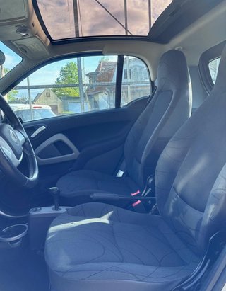 smart fortwo coupe 1.0 MHD  PANORAMA/TÜV/GANZJAHRESREIF. - photo 11