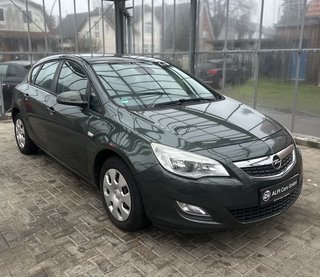 Opel Astra J 1.6 Edition  TEMPOMAT/TÜV NEU - photo 7