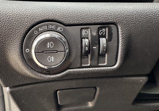 Opel Astra J Sports Tourer Selection TEMPOMAT NAVI SHZ - bilder 13