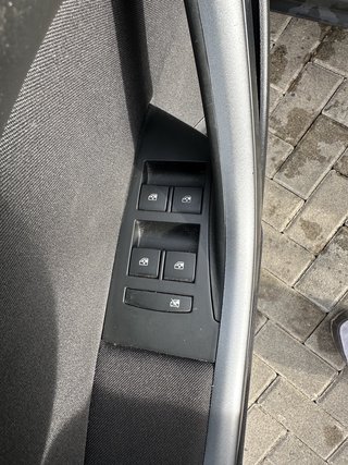 Opel Astra J Sports Tourer Selection TEMPOMAT NAVI SHZ - bilder 15