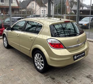 Opel Astra H CC 1.8 5T Elegance AUTOMATIK EINPARKHILFE/TÜV NEU - photo 3