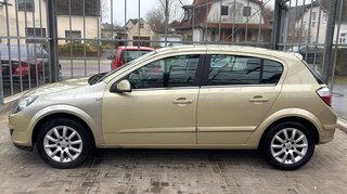 Opel Astra H CC 1.8 5T Elegance AUTOMATIK EINPARKHILFE/TÜV NEU - photo 1