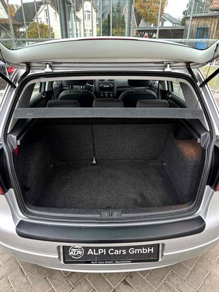Volkswagen Golf 1.6 Edition  TEMPOMAT/TÜV/KLIMA - foto 9