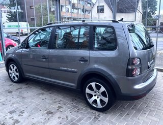 Volkswagen Touran CrossTouran 2.0 TDI DSG  AUTOMATIK/AHK/XENON - foto 4