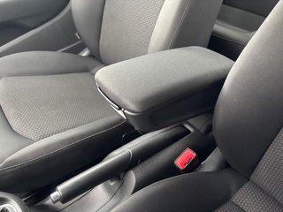 Audi A1 1.2 TFSI Attraction  1.HAND/EINPARKHILFE/SITZHEIZUNG - photo 9