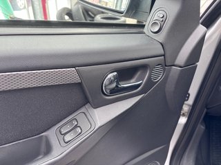 Opel Meriva 1.4 Edition  TÜV NEU/GANZJAHRESREIFEN - bilder 7