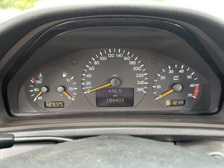 Mercedes-Benz CLK 200 Kompressor CABRIO KLIMA TEMPOMAT SHZ - foto 2