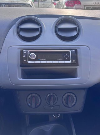 SEAT Ibiza 1.2 12V Reference  SITZHEIZUNG/TÜV 10/2027 - photo 4