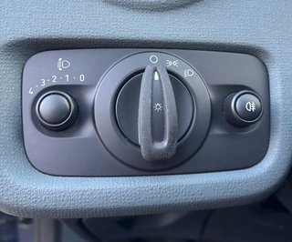 Ford Fiesta 1.25 Trend  SITZHEIZ./FINANZIER./EINPARKHILFE - bilder 7