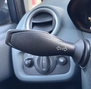 Ford Fiesta 1.25 Trend  SITZHEIZ./FINANZIER./EINPARKHILFE - bilder 8