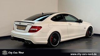 Mercedes-Benz C 63 AMG COUPÉ PERFORMANCE-PANORAMA-BI.XENON - bilder 6
