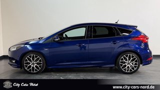 Ford Focus ST-Line EcoBoost 1.0 PDC+L.HZ+SHZ+NAVI+BT - foto 2