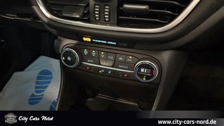 Ford Fiesta 1.0 EcoBoost Titanium KAMERA+PANO+CARPLAY - bilder 20
