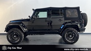 Jeep Wrangler Unlimited Sahara 4X4 RUGGED RIDGE-UMBAU - фото 2