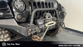 Jeep Wrangler Unlimited Sahara 4X4 RUGGED RIDGE-UMBAU - фото 12