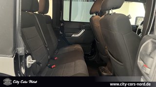 Jeep Wrangler Unlimited Sahara 4X4 RUGGED RIDGE-UMBAU - фото 27