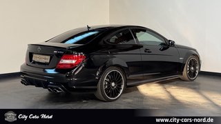 Mercedes-Benz C 63 AMG Coupé PANORAMA+BI.XENON+KAMERA - foto 5