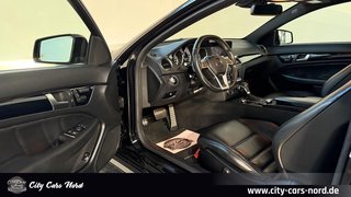Mercedes-Benz C 63 AMG Coupé PANORAMA+BI.XENON+KAMERA - foto 10