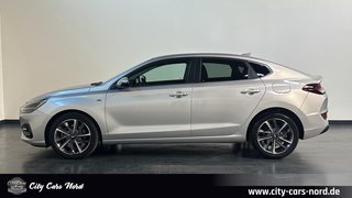 Hyundai i30 Fastback 1.5 T-GDI Mild-Hybrid KAM-SHZ-LED- - bilder 2