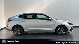 Hyundai i30 Fastback 1.5 T-GDI Mild-Hybrid KAM-SHZ-LED- - bilder 7