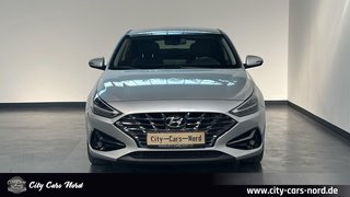 Hyundai i30 Fastback 1.5 T-GDI Mild-Hybrid KAM-SHZ-LED- - bilder 9
