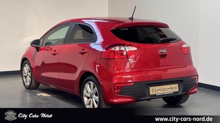 Kia Rio UEFA Euro 2016 SHZ-NAVI-KAMERA-LENKRAD.HZ - photo 5