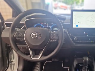 Toyota Corolla Touring Sports 2.0 Teamplayer + Technik Paket - bilder 16