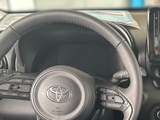 Toyota Yaris Hybrid Team D +Comfort-Paket+Safety-Paket - bilder 9