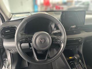 Toyota Yaris Hybrid Team D +Comfort-Paket+Safety-Paket - bilder 10