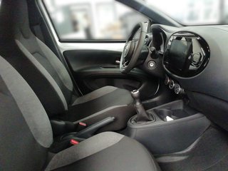Toyota Aygo X Business Edition - bilder 19