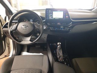 Toyota C-HR Hybrid Team D 2.0 + Winterräder + Navi - bilder 10