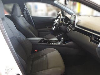 Toyota C-HR Hybrid Team D 2.0 + Winterräder + Navi - bilder 12