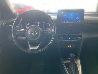 Toyota Yaris Cross Hybrid FWD Team Deutschland +Safety- & Winter Paket - bilder 13