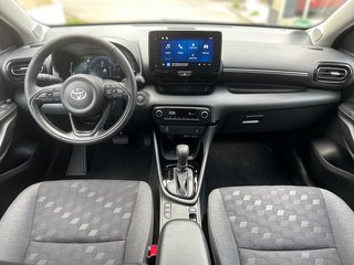 Toyota Yaris Hybrid Teamplayer + Safety - & Comfort Paket - bilder 14