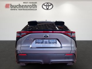 Toyota BZ4X Teamplayer + Allwetterräder - bilder 6