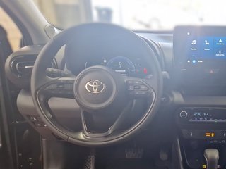 Toyota Yaris Hybrid Teamplayer +Safety- & Comfort Paket - bilder 17