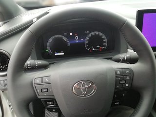 Toyota C-HR Plug-In Hybrid Teamplayer + Technik Paket - bilder 15