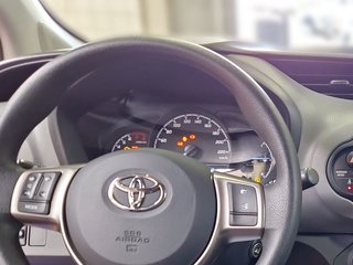 Toyota Yaris Basis +Allwetterräder+Cool & Sound-Pak. - bilder 19